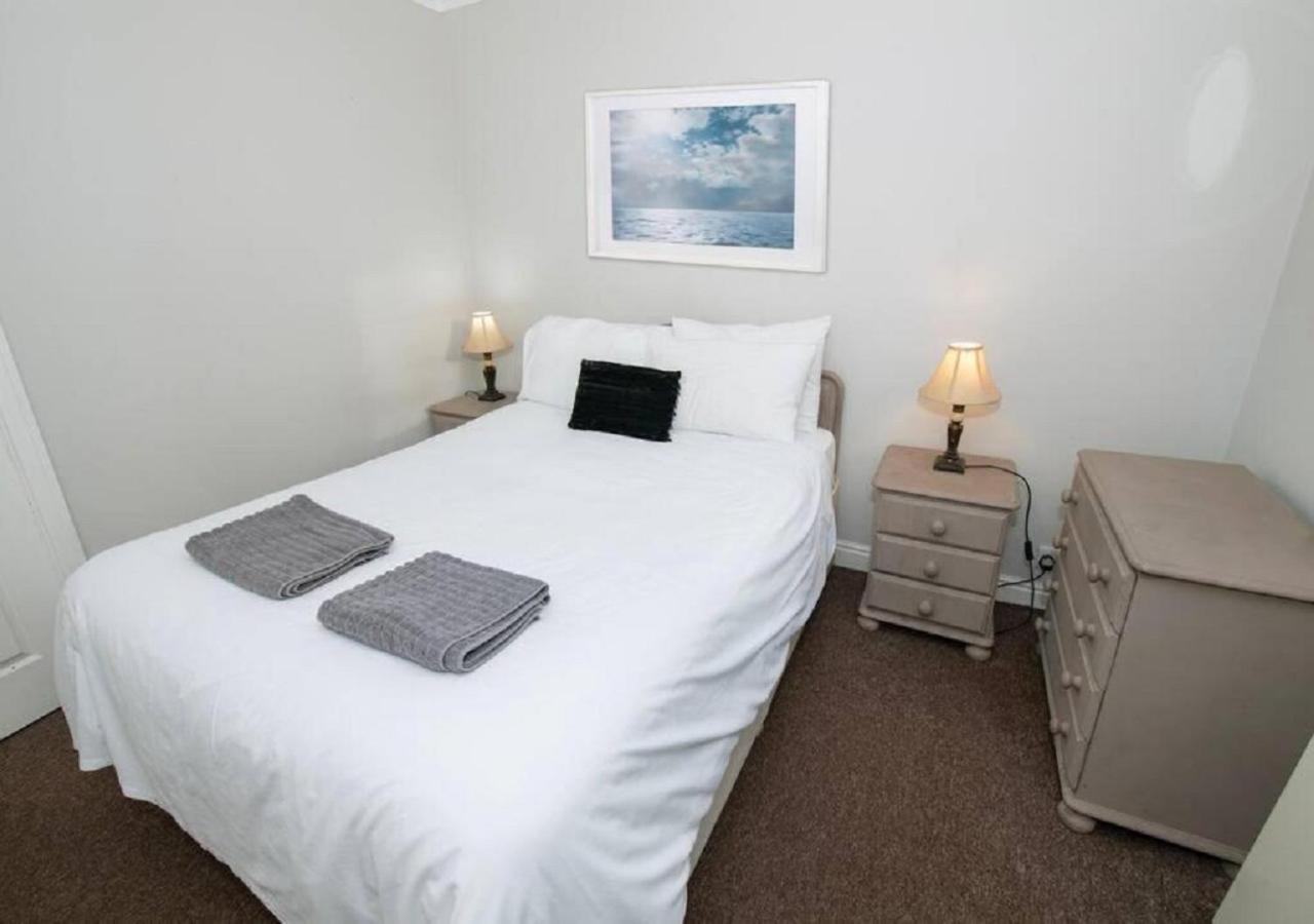 Cormorant - Beautiful 2 Bed Apartment With Sea Views Old Town Scarborough Extérieur photo