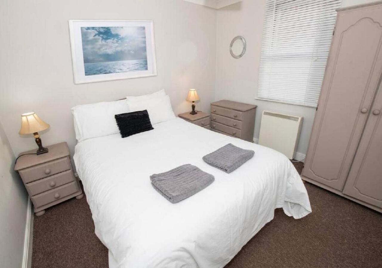 Cormorant - Beautiful 2 Bed Apartment With Sea Views Old Town Scarborough Extérieur photo