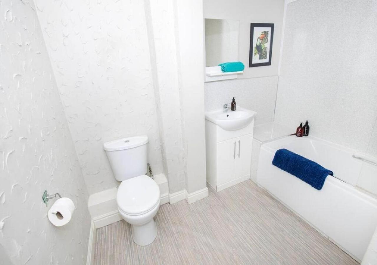 Cormorant - Beautiful 2 Bed Apartment With Sea Views Old Town Scarborough Extérieur photo